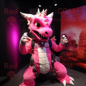 Pink Dragon mascotte...