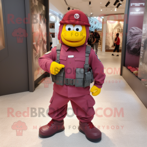 Maroon Para Commando maskot...