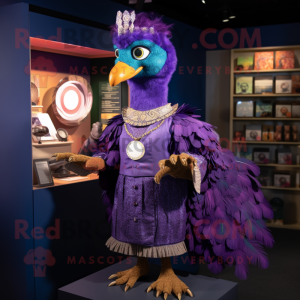 Purple Peacock maskot...