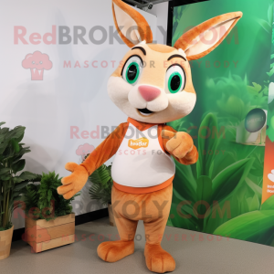 Peach Wild Rabbit mascotte...