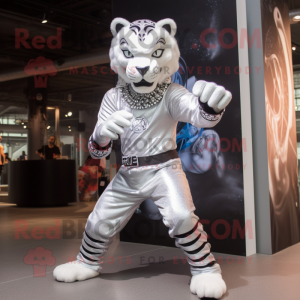 Silver Tiger mascotte...