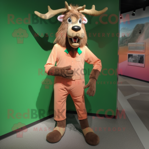 Peach Irish Elk maskot...