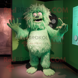 Groene Yeti mascotte...