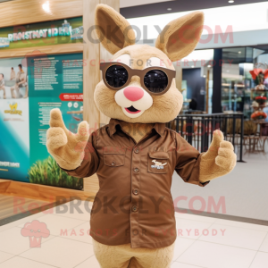 Brown Rabbit mascotte...