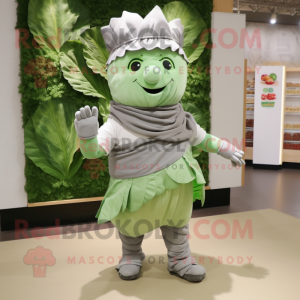 Grey Cabbage Leaf maskot...