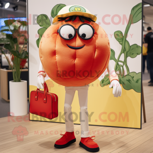 Cream Tomato mascotte...