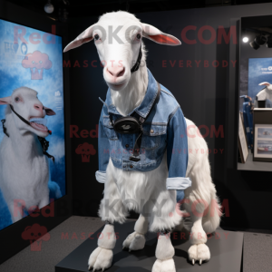 White Boer Goat mascotte...