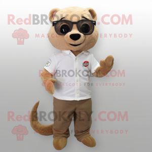 Beige Mongoose maskot...