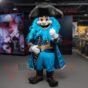 Błękitny pirat w kostiumie...
