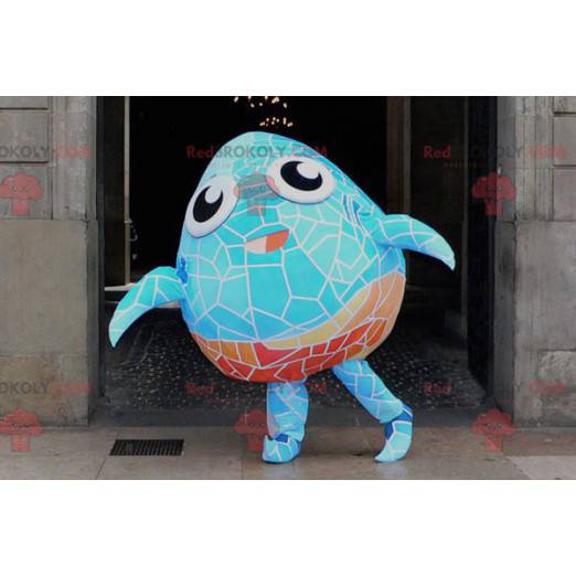 Mascote bonito peixe azul e laranja com mosaicos -