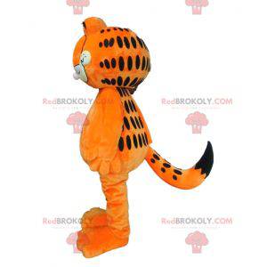 Garfield mascot famous cartoon orange cat - Redbrokoly.com