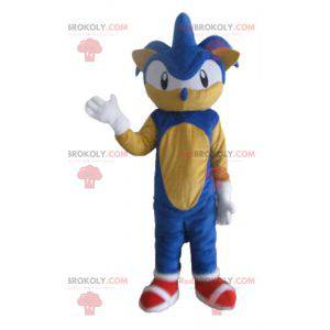 Sonic, la famosa mascota del erizo azul del videojuego -