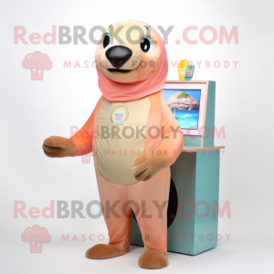 Peach Sea Lion maskot...