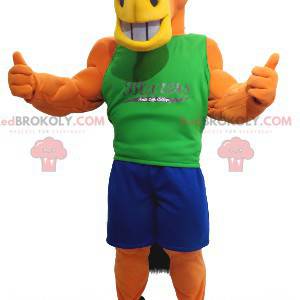 Oranje paard mascotte met een blauwe en groene outfit -