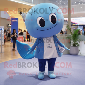 Tan Blue Whale maskot...