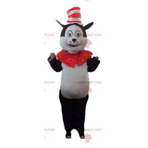 Mascotte de grand chat noir et blanc avec un chapeau -