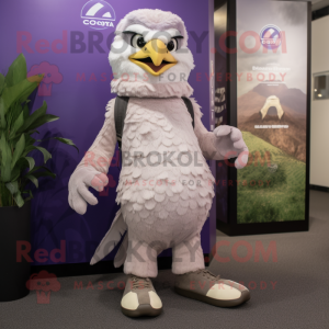 Lavendel Falcon maskot...