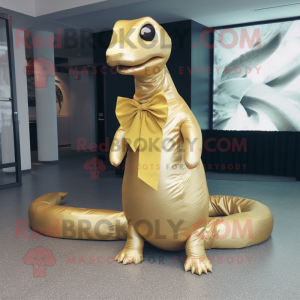 Gold Titanoboa maskot...