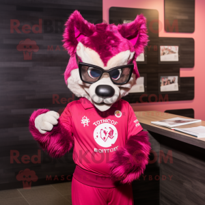 Magenta Say Wolf maskot...