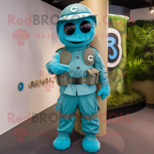 Cyan Para Commando maskot...