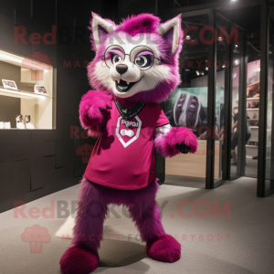 Magenta Wolf mascotte...