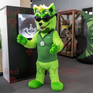 Lime Green Wolf mascotte...