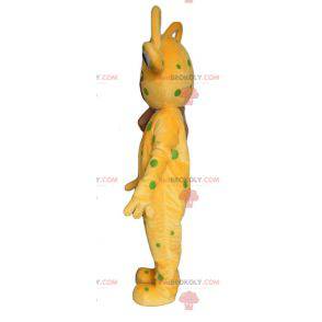 Yellow alien mascot with green peas - Redbrokoly.com