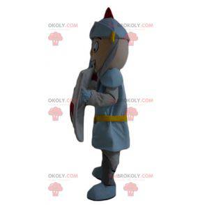 Knight boy maskot med hjelm og skjold - Redbrokoly.com
