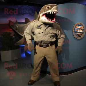 Tan Megalodon mascotte...