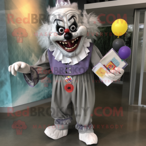 Silberner böser Clown als...