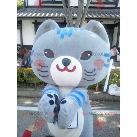 Mascotte de gros chat gris et bleu façon manga - Redbrokoly.com
