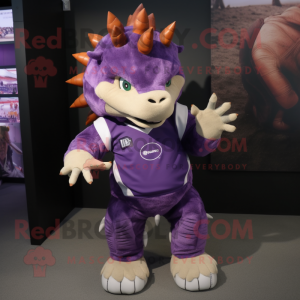 Lila Stegosaurus maskot...