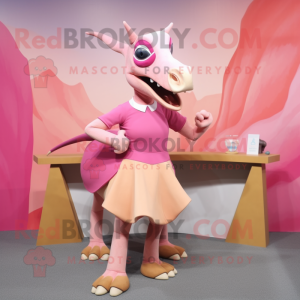 Pink Parasaurolophus maskot...