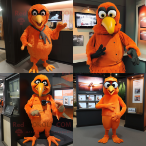 Orange Crow maskot kostume...