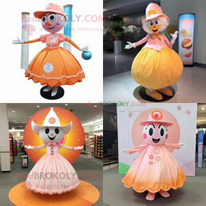 Peach stilt walker maskot...