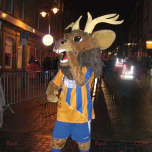 Mascotte bruin elk kariboe herten in sportkleding -