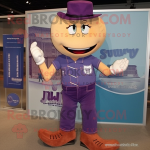 Personaggio del costume della mascotte del guanto da baseball viola vestito con jeans Bootcut e gemelli