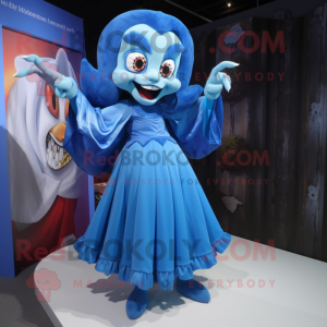 Personaje de traje de mascota de vampiro azul vestido con mini vestido y almohadillas para los pies
