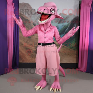 Rosa Utahraptor maskot...