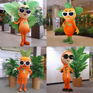 Kostýmová postava maskota Orange Beanstalk oblečená v pouzdrových šatech a slunečních brýlích