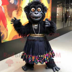 Personnage de costume de mascotte de singe noir habillé d'une jupe plissée et de bracelets