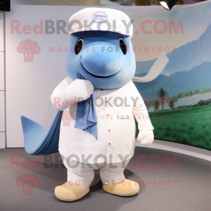 Personaggio in costume della mascotte Cream Blue Whale vestito con camicia Henley e berretti