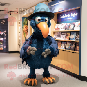 Personaggio del costume della mascotte dell uccello dodo della marina vestito con copricapo e fasce