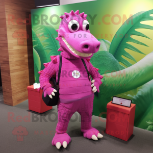 Magenta Crocodile maskot...