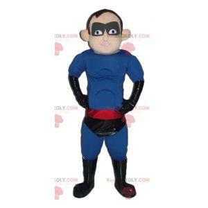 Mascotte del supereroe in abito blu nero e rosso -