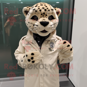 Beigefarbener Jaguar...