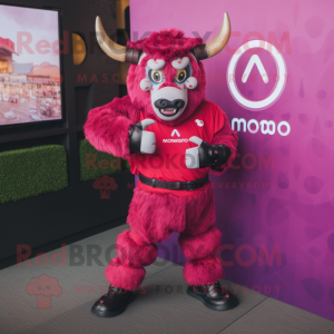 Magenta Minotaur mascotte...