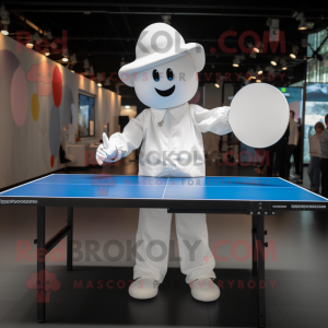 Hvid bordtennisbord maskot...