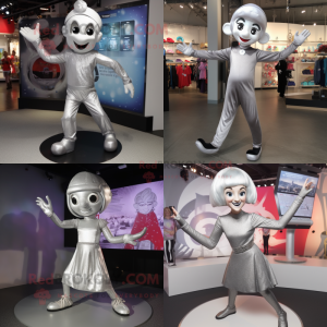 Silver Acrobat maskot...