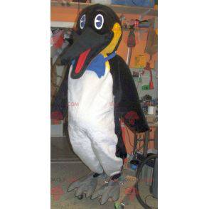 Mascotte del pinguino molto realistico - Redbrokoly.com
